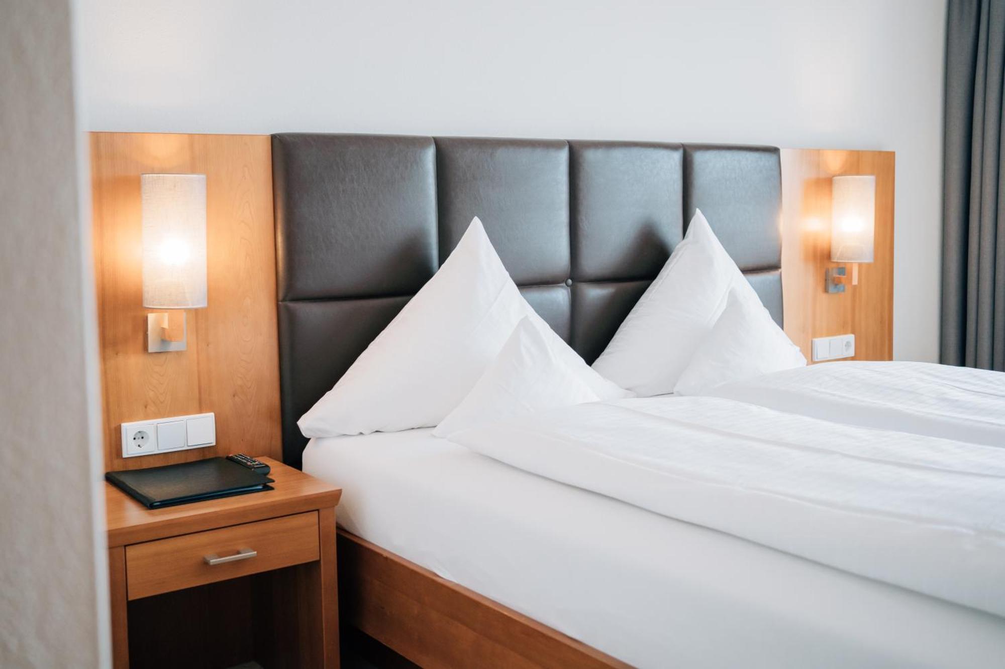 Klostermaier Hotel & Restaurant 익킹 외부 사진